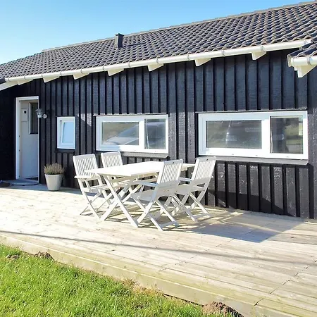 Prázdninový dům Holiday Aprilvej B- 222 *